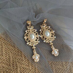 Vintage Baroque Pearl Earrings